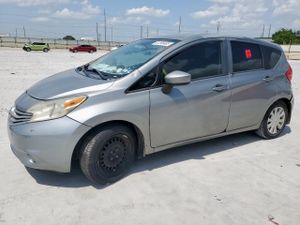 Nissan Versa S 1.6L 4 2015