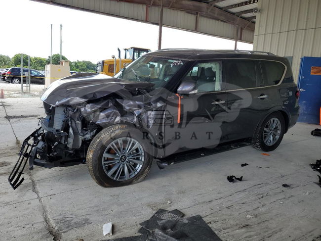 Infiniti QX80 LUXE 5.6L  8 2024