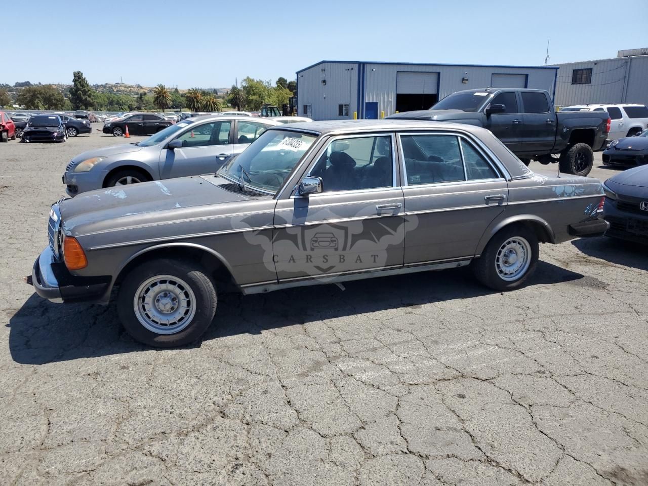 Mercedes-Benz 300 DT 3.0L 5 1984