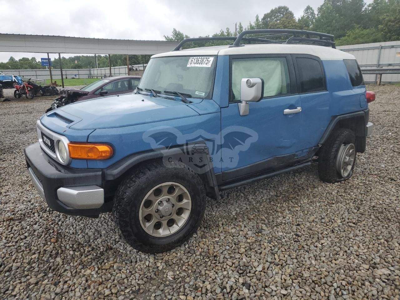 Toyota FJ Cruiser 4.0L 6 2012