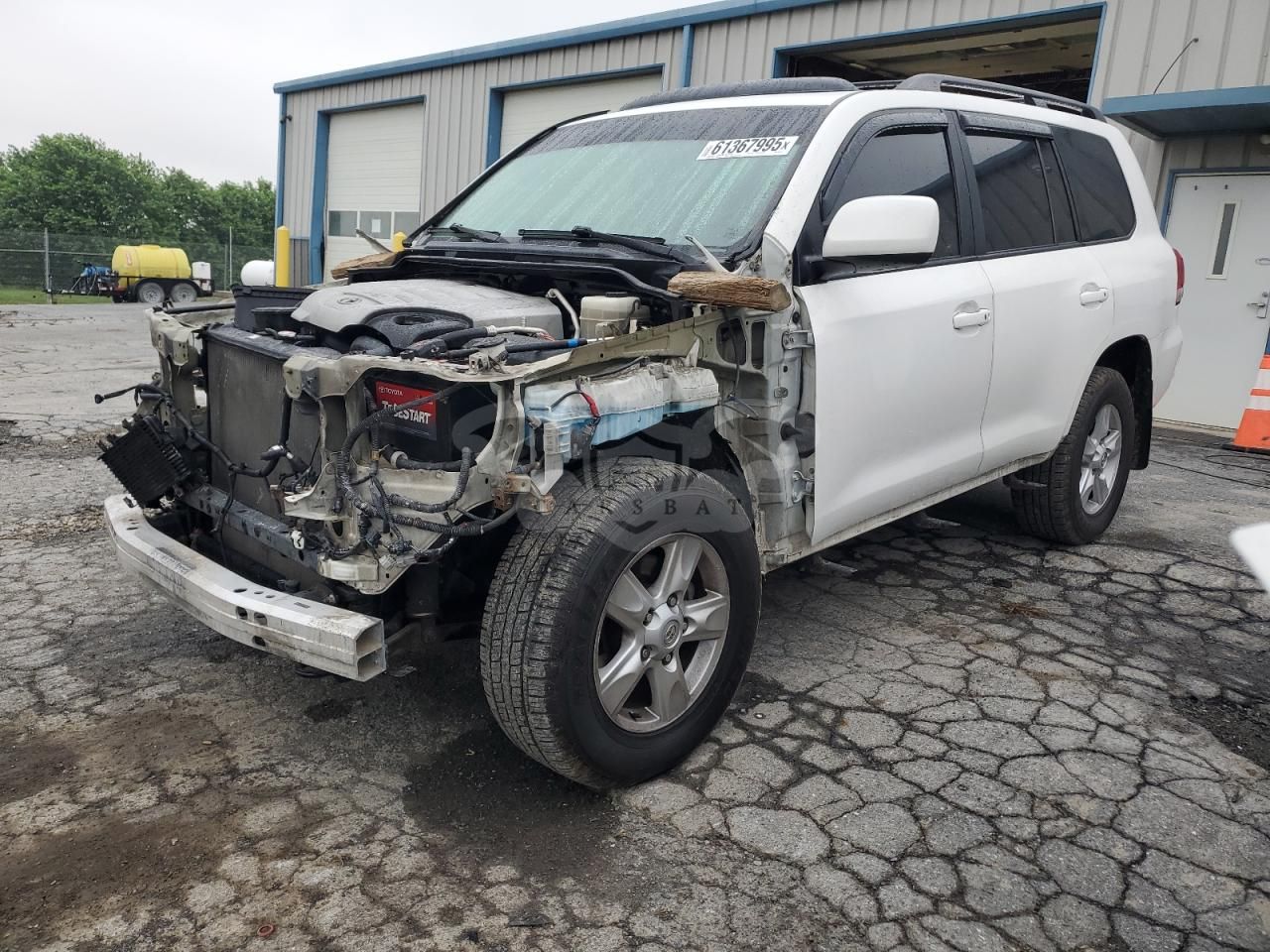 Toyota Land Cruiser 5.7L 8 2008