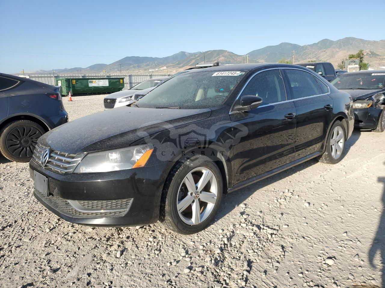 Volkswagen Passat SE 2.0L  4 2012