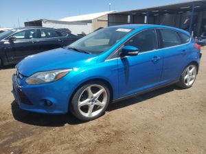Ford Focus TITANIUM 2.0L 4 2014