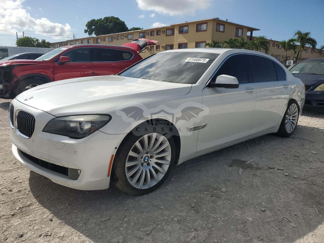 BMW 7 Series LXI 4.4L 8 2011