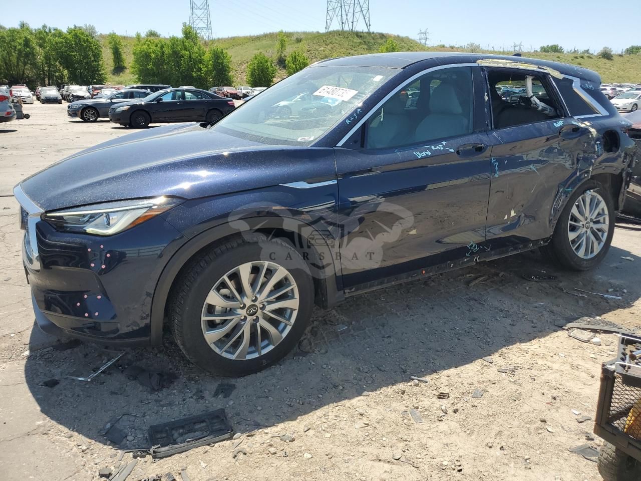 Infiniti QX50 LUXE 2.0L 4 2023
