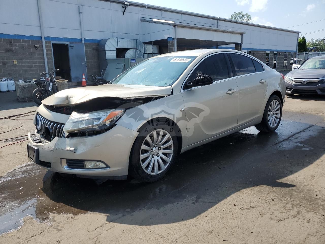 Buick Regal CXL 2.4L 4 2011