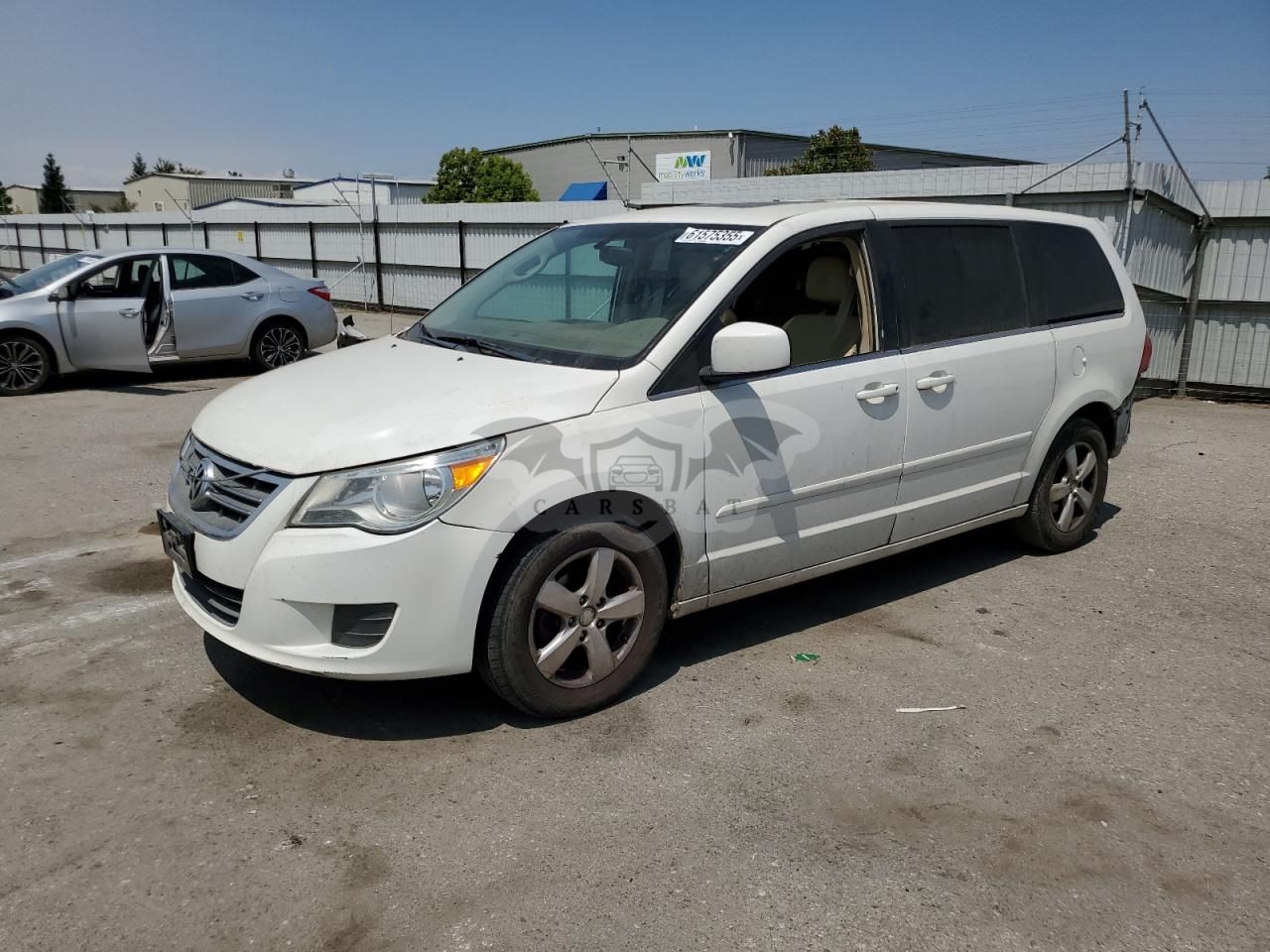 Volkswagen Routan SEL 4.0L 6 2010
