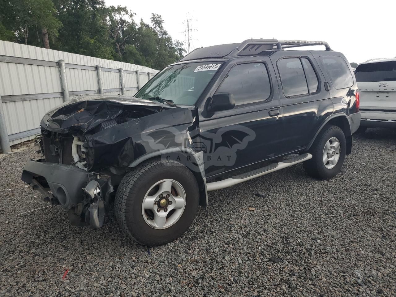 Nissan Xterra XE 3.3L 6 2002