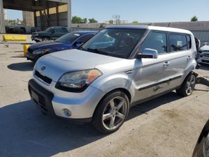 Kia Soul + 2.0L 4 2011