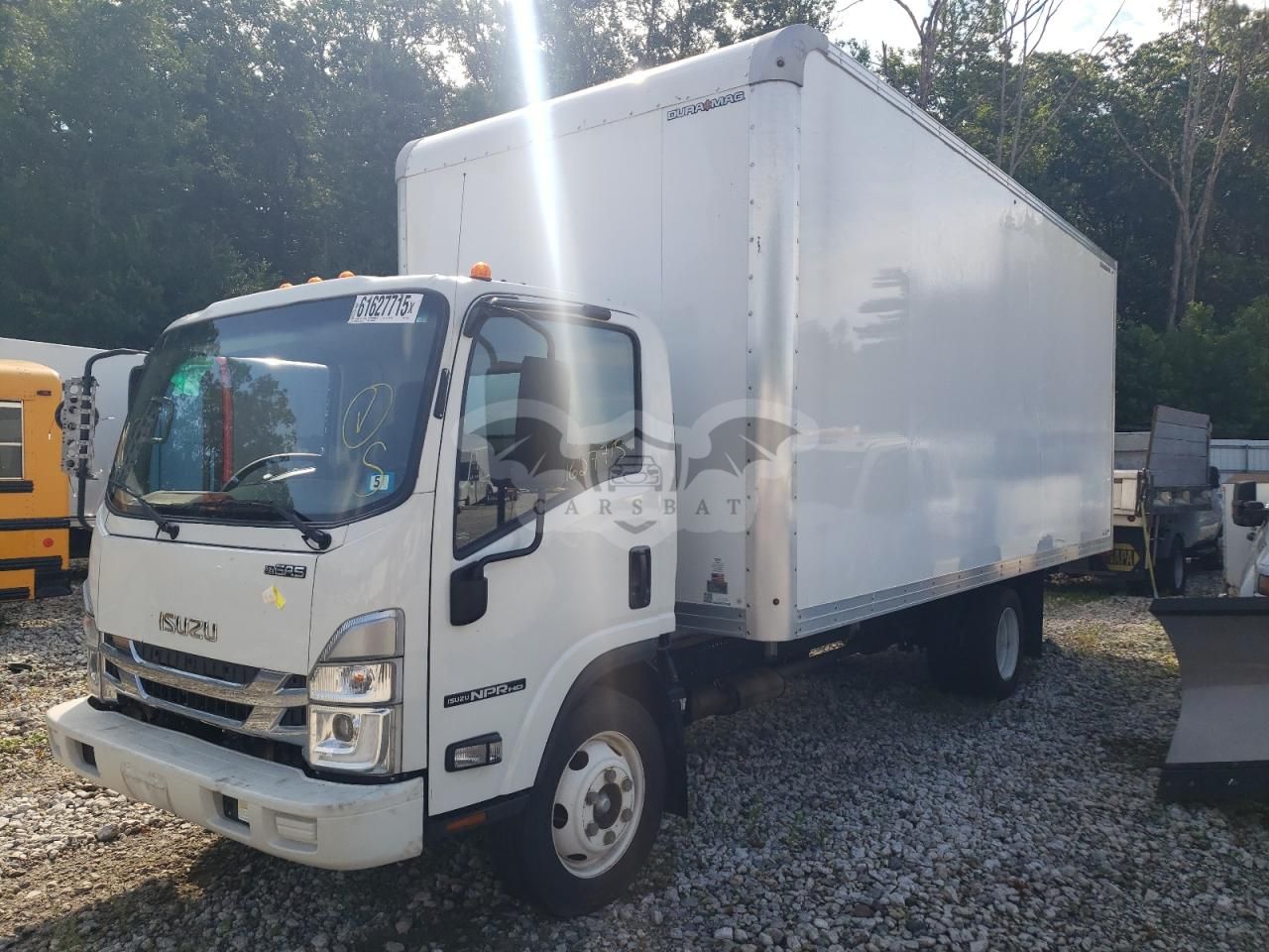 Isuzu NPR 6.6L 8 2023