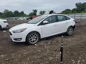 Ford Focus SE 2.0L 4 2015