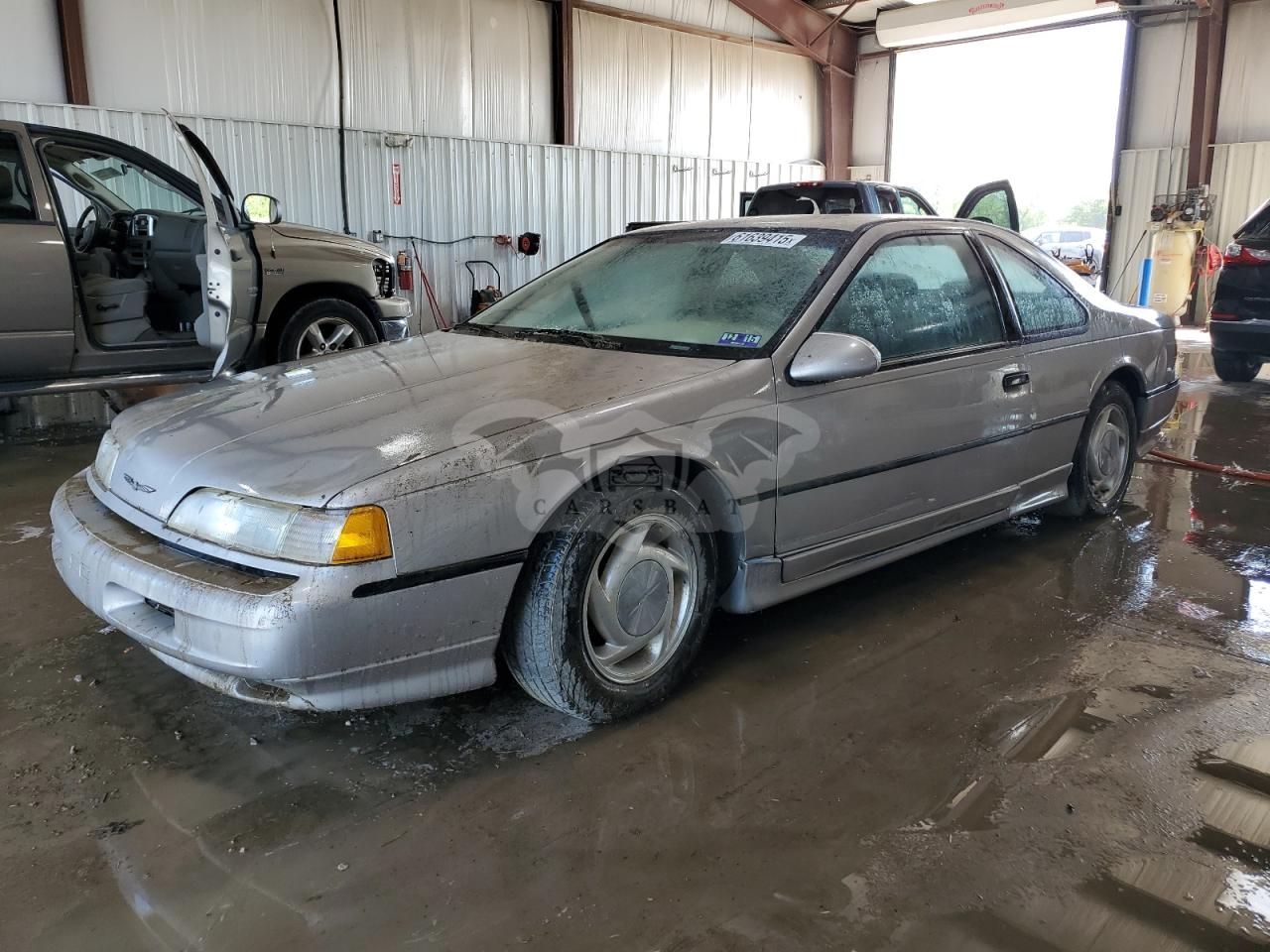Ford Thunderbird SUPER COUPE 3.8L 6 1990