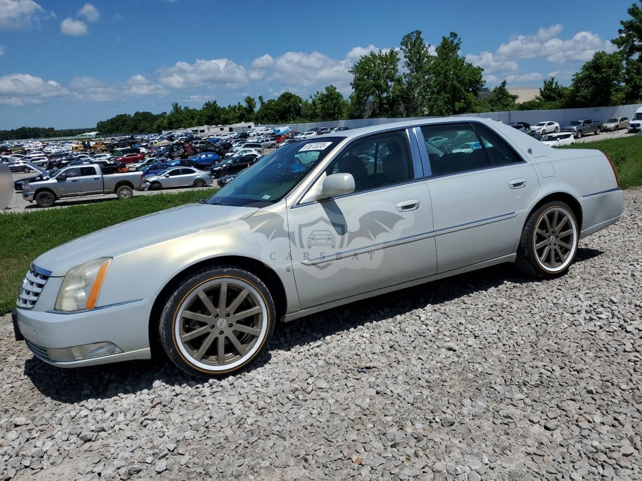 Cadillac DTS PREMIUM COLLECTION 4.6L 8 2010