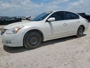 Nissan Altima BASE 2.5L 4 2012