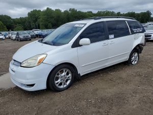 Toyota Sienna XLE 3.3L 6 2004