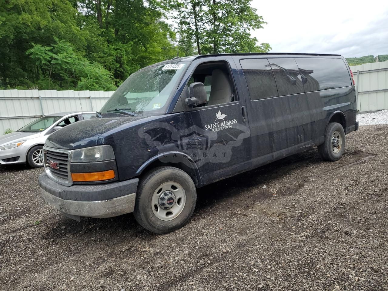 GMC Savana G3500 LT 6.0L 8 2012