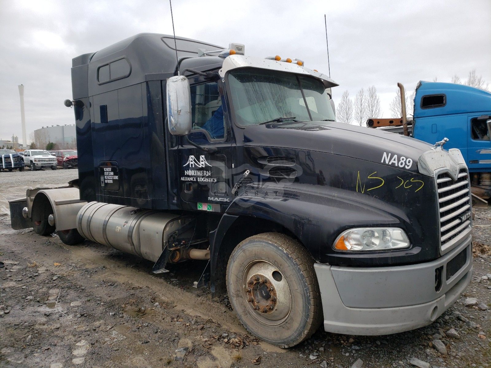 Mack 600 CXU600 12.7L 6 2015