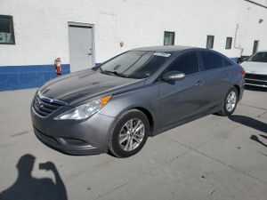 Hyundai Sonata GLS 2.4L 4 2014