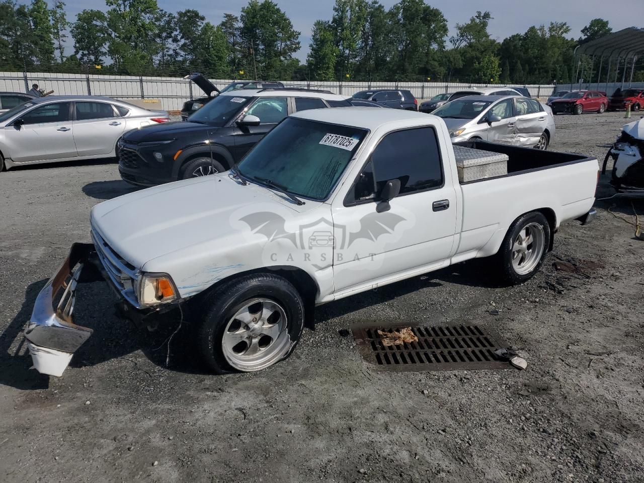 Toyota Hilux 1/2 TON SHORT WHEELBASE DLX 2.4L 4 1991
