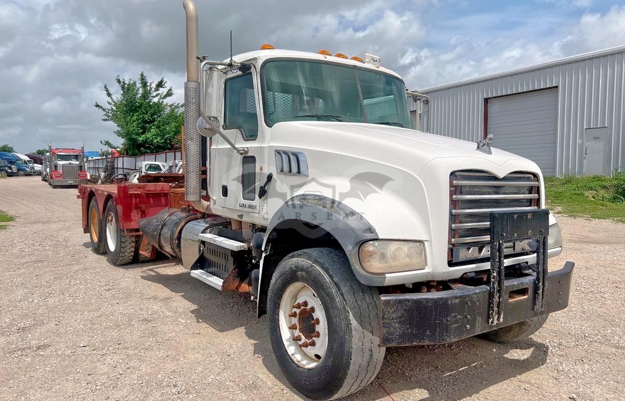 Mack 700 GU700 12.7L 6 2011