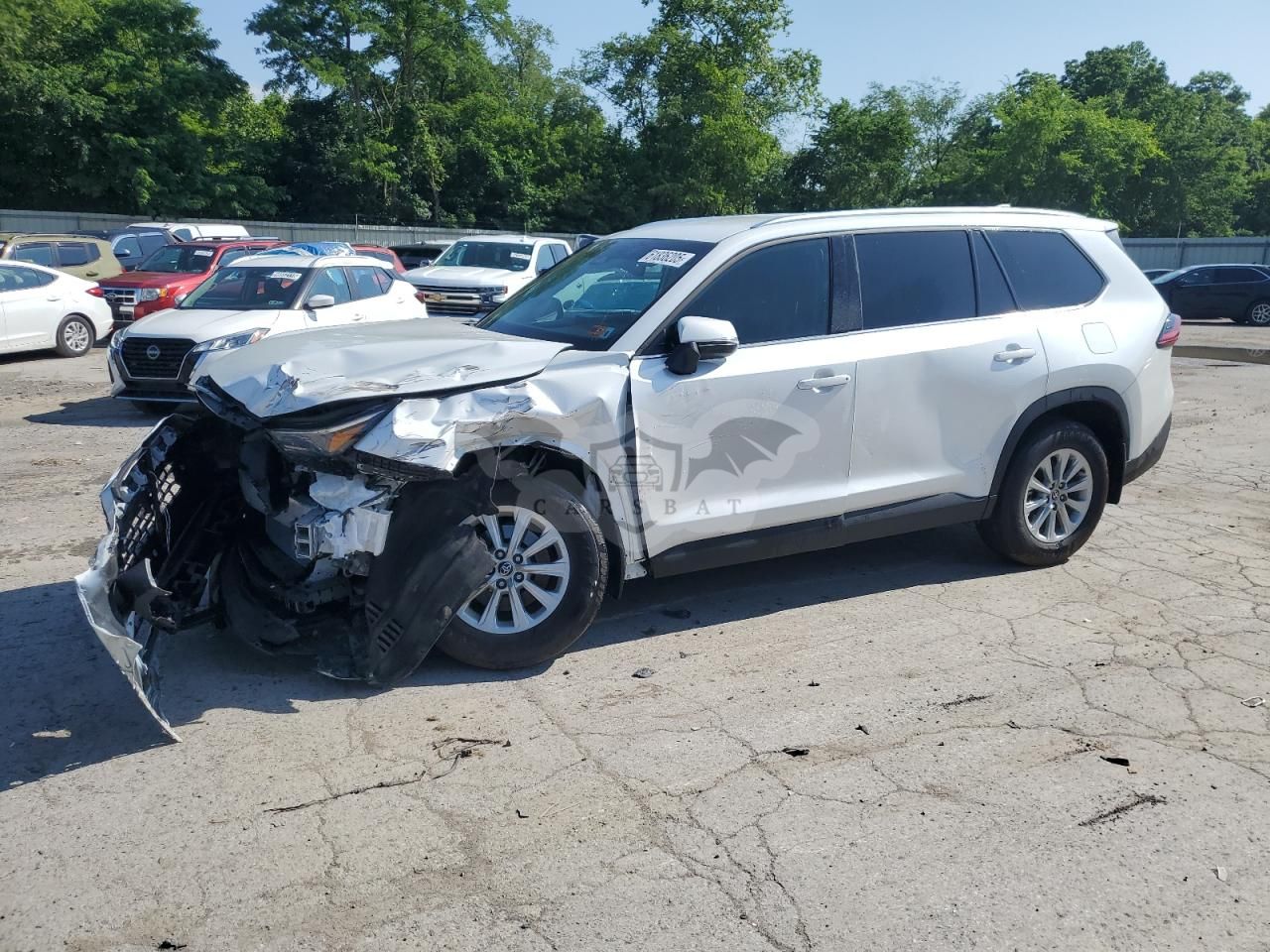 Toyota Grand Highlander LE 2.4L 4 2025
