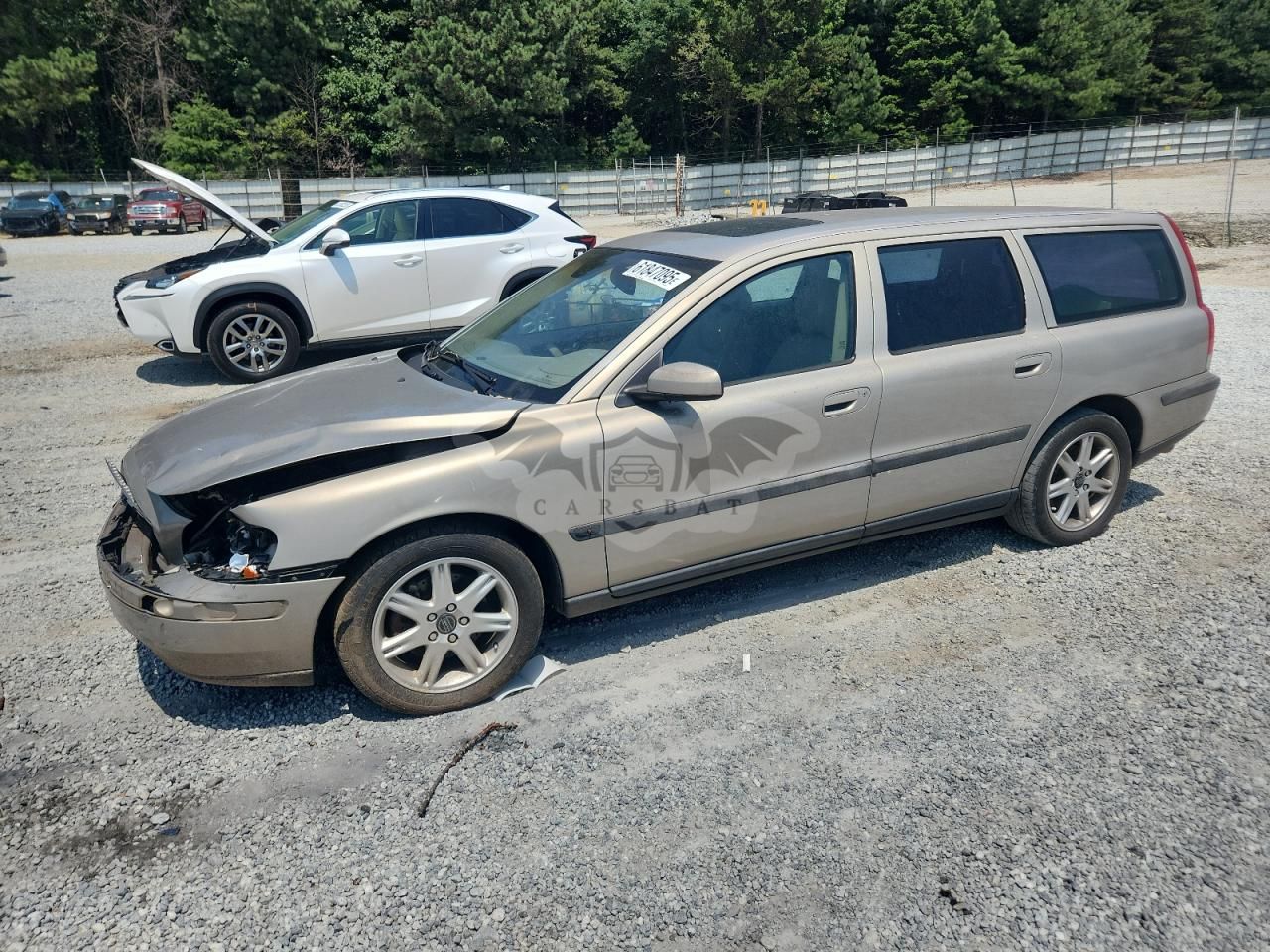 Volvo V70 FWD 2.5L 5 2004