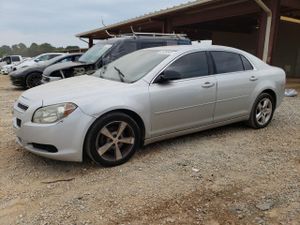 Chevrolet Malibu LS 2.4L 4 2012