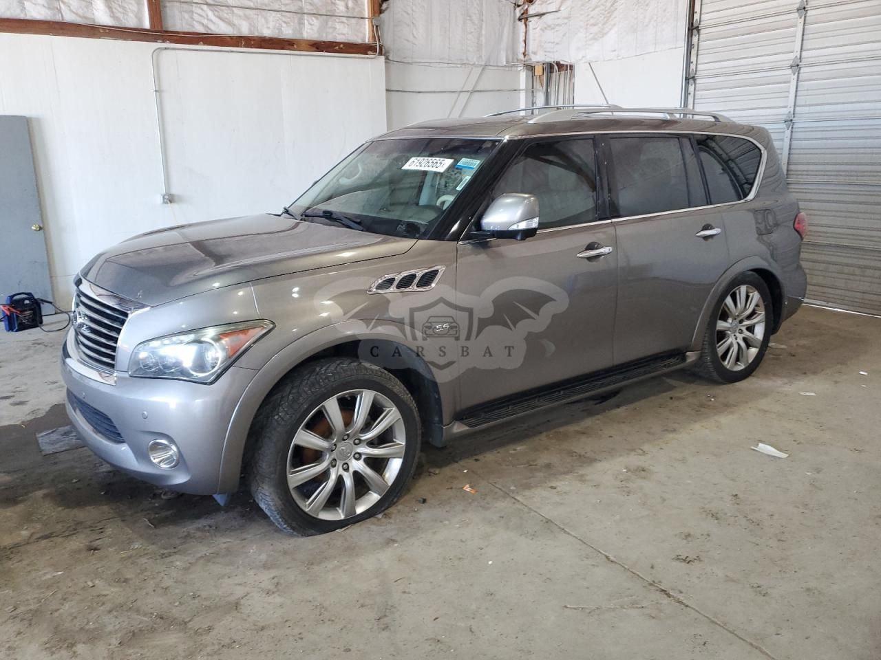 Infiniti QX80 5.6L 8 2014