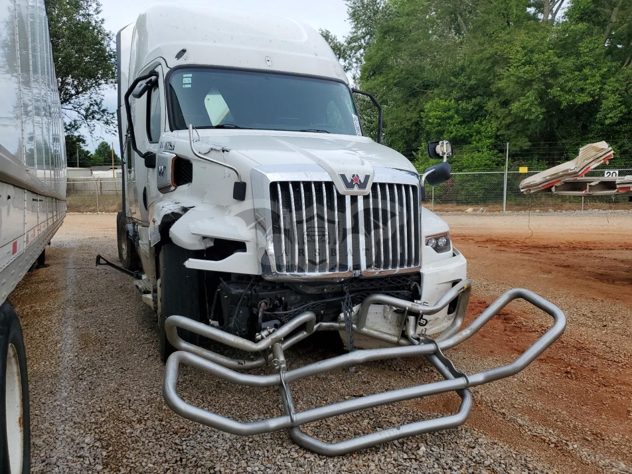 Western Star 5700XE / 57X Series 14.8L 6 2024
