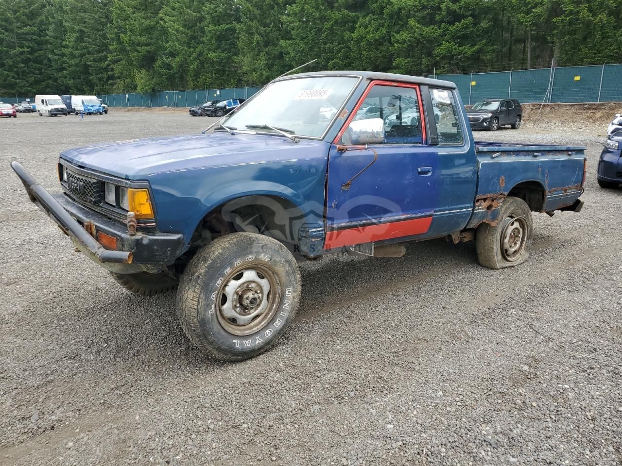 Datsun 720 KING CAB 4X4 2.4L 4 1984