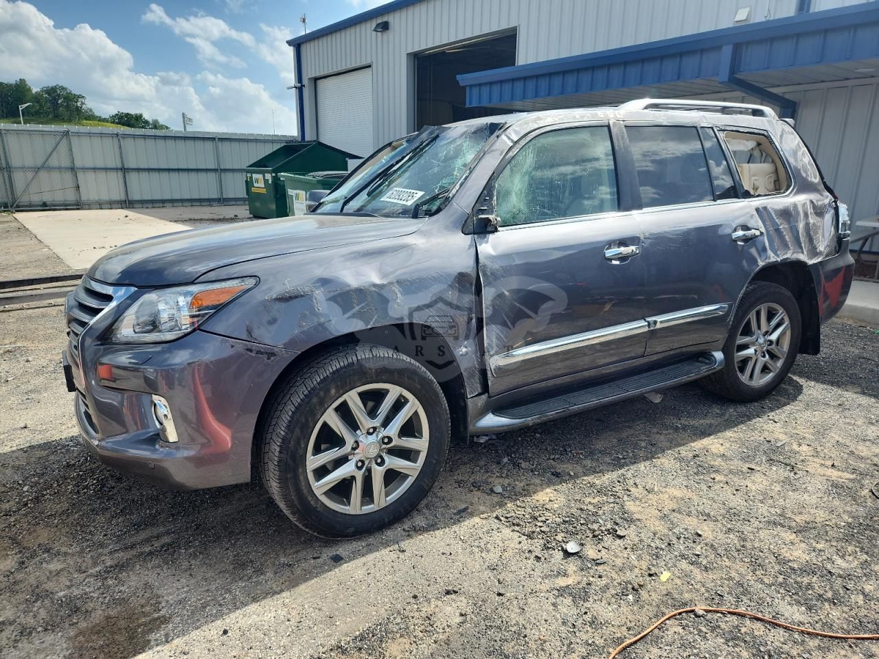 Lexus LX 570 5.7L 8 2013