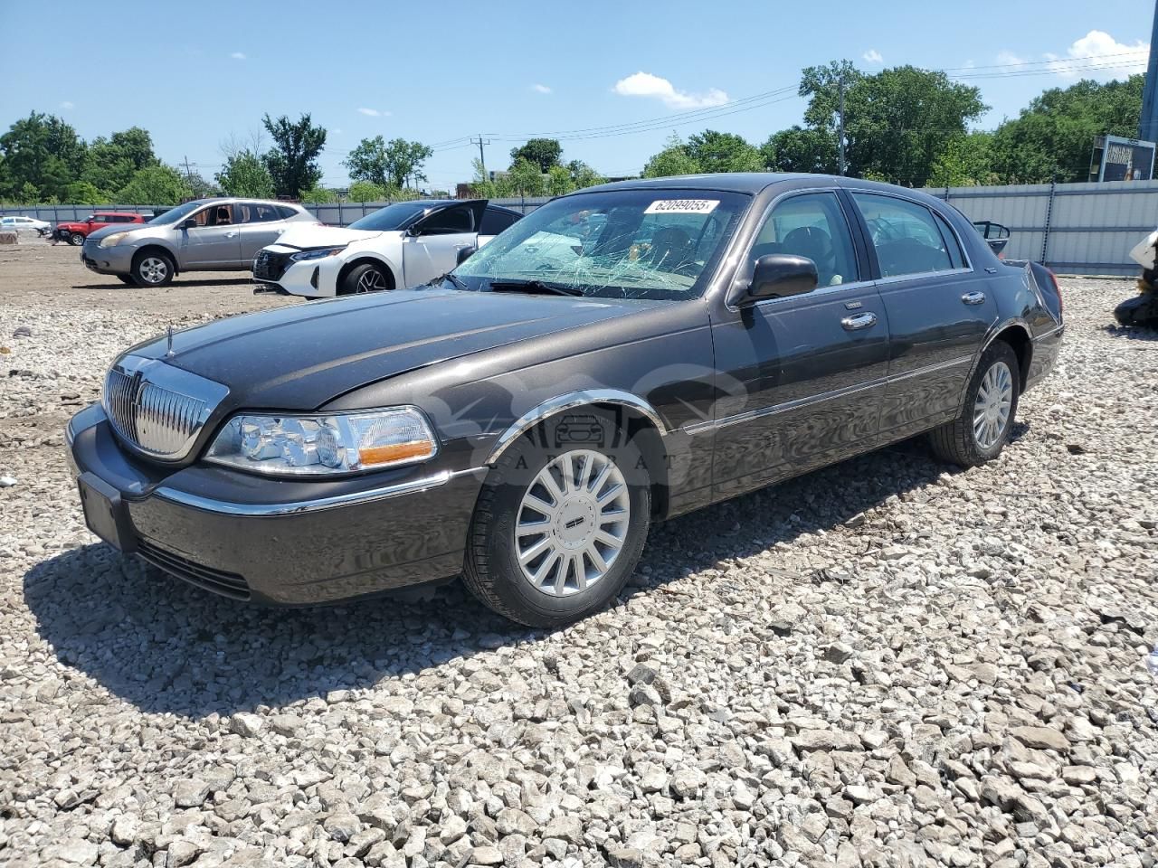 Lincoln Town Car SIGNATURE LIMITED 4.6L 8 2005