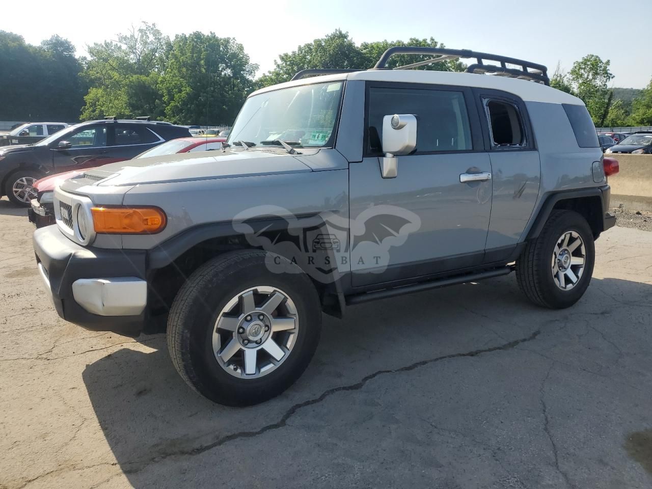 Toyota FJ Cruiser 4.0L 6 2014