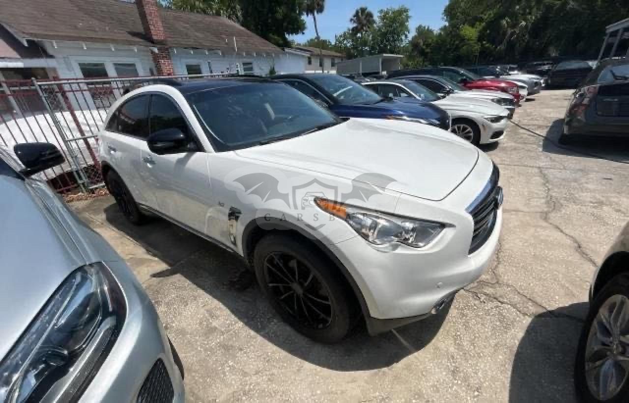 Infiniti QX70 3.7L 6 2014