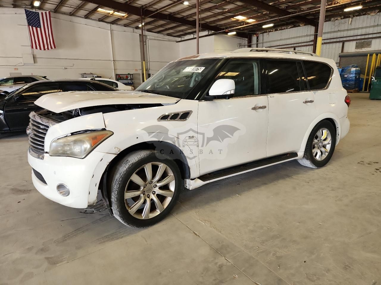 Infiniti QX80 5.6L 8 2014