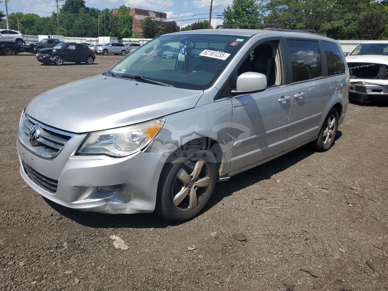 Volkswagen Routan SE 3.6L 6 2011
