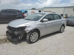 Nissan Sentra S 1.8L 4 2015