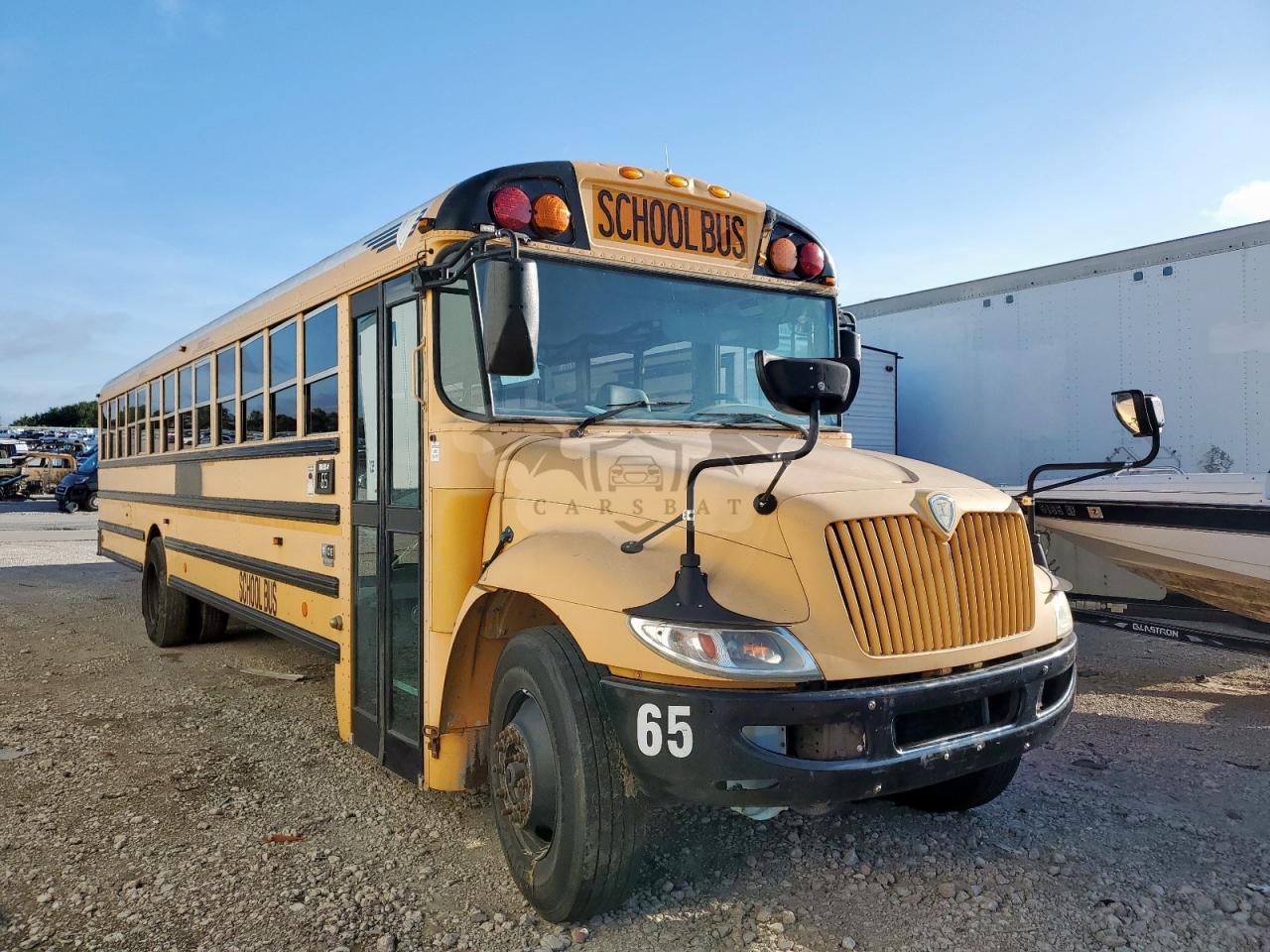 IC Corporation CE Series CE 7.6L 6 2010