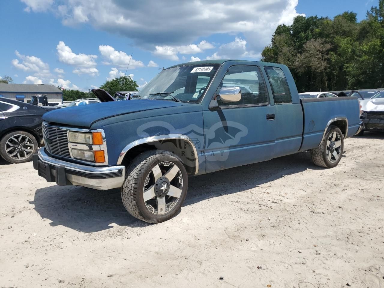 Chevrolet C/K 1500 C1500 5.7L 8 2023