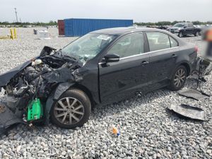 Volkswagen Jetta SE 2.5L 5 2013