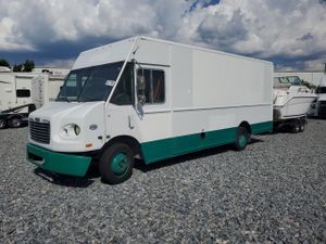 Freightliner Business Class M2 M LINE WALK-IN VAN 6.7L 6 2012
