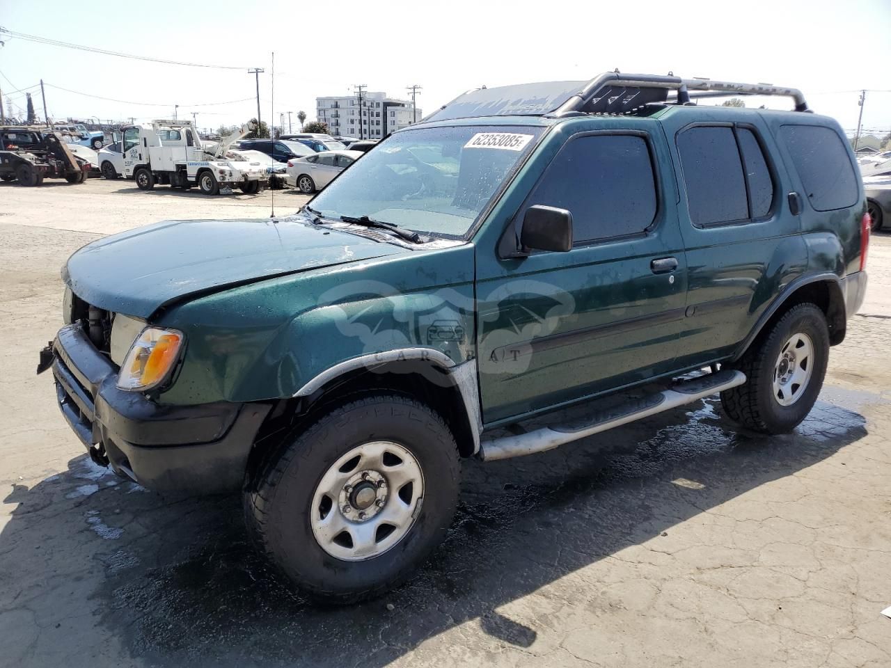 Nissan Xterra XE 3.3L 6 2001