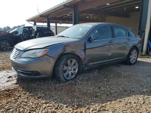 Chrysler 200 LX 2.4L 4 2013