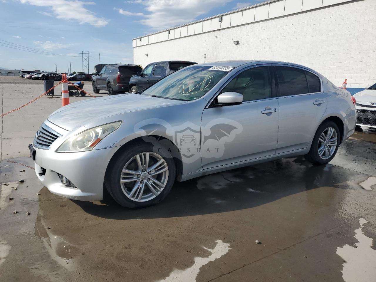 Infiniti G37 3.7L 6 2011