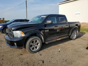 RAM 1500 ST 5.7L 8 2013