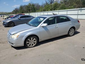 Toyota Avalon XL 3.5L 6 2005