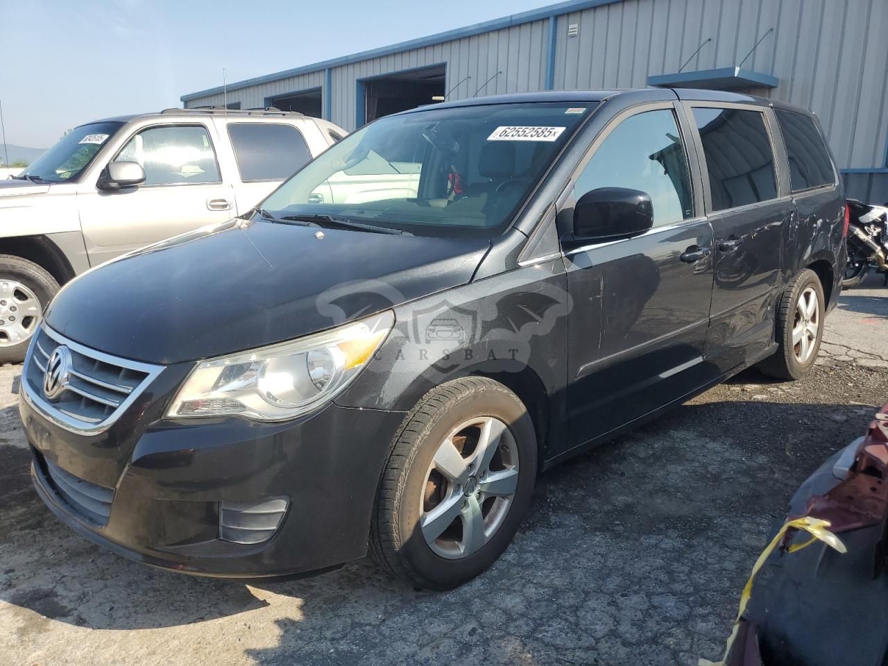 Volkswagen Routan SE 3.8L 6 2010