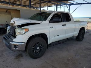 Toyota Tundra DOUBLE CAB SR 5.7L 8 2014