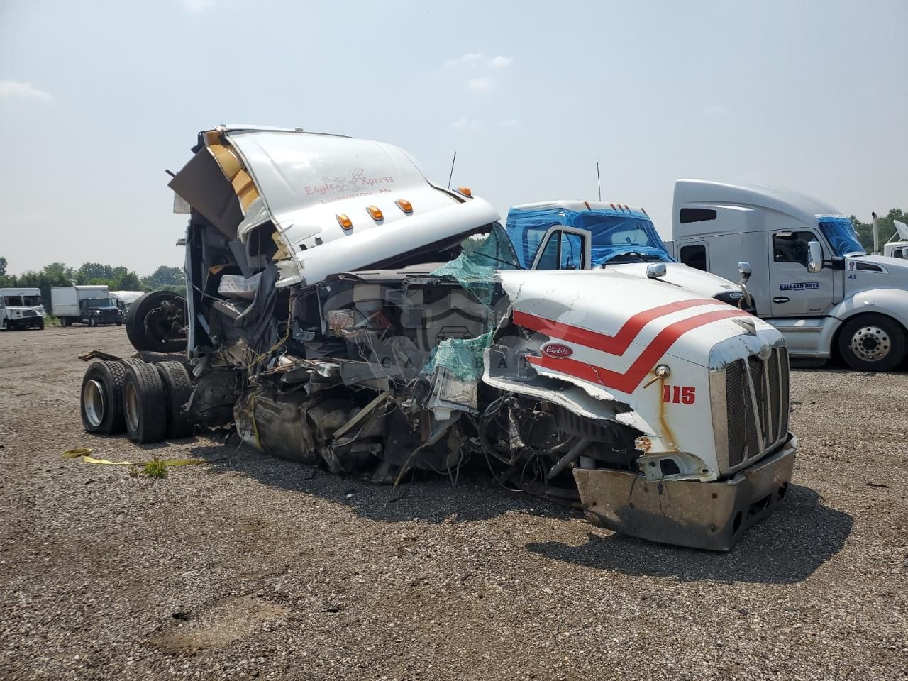 Peterbilt 387 15.0L 6 2011