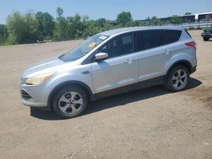 Ford Escape SE 2.5L 4 2015